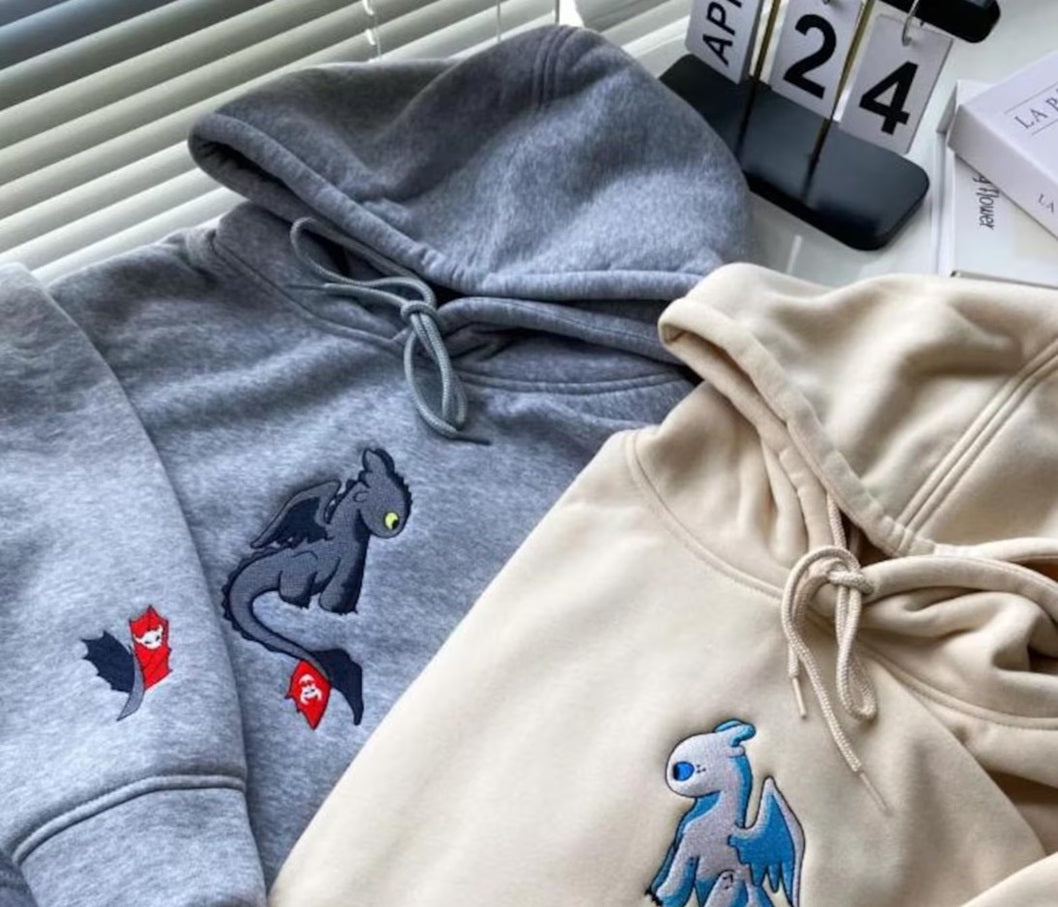 Toothless & Light Fury embroidered sweatshirt