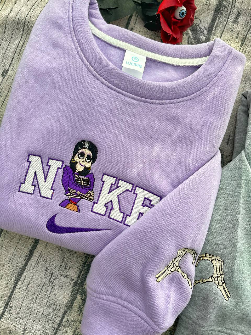 COCO Héctor and Imelda Embroidered Sweatshirt
